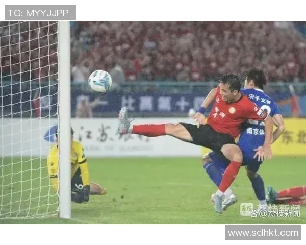 南京足球队的精神之旅：探索球队背后的信念与激情