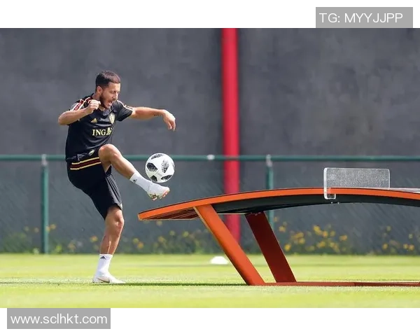 足球明星身体变形视频揭秘运动员训练背后的艰辛与挑战